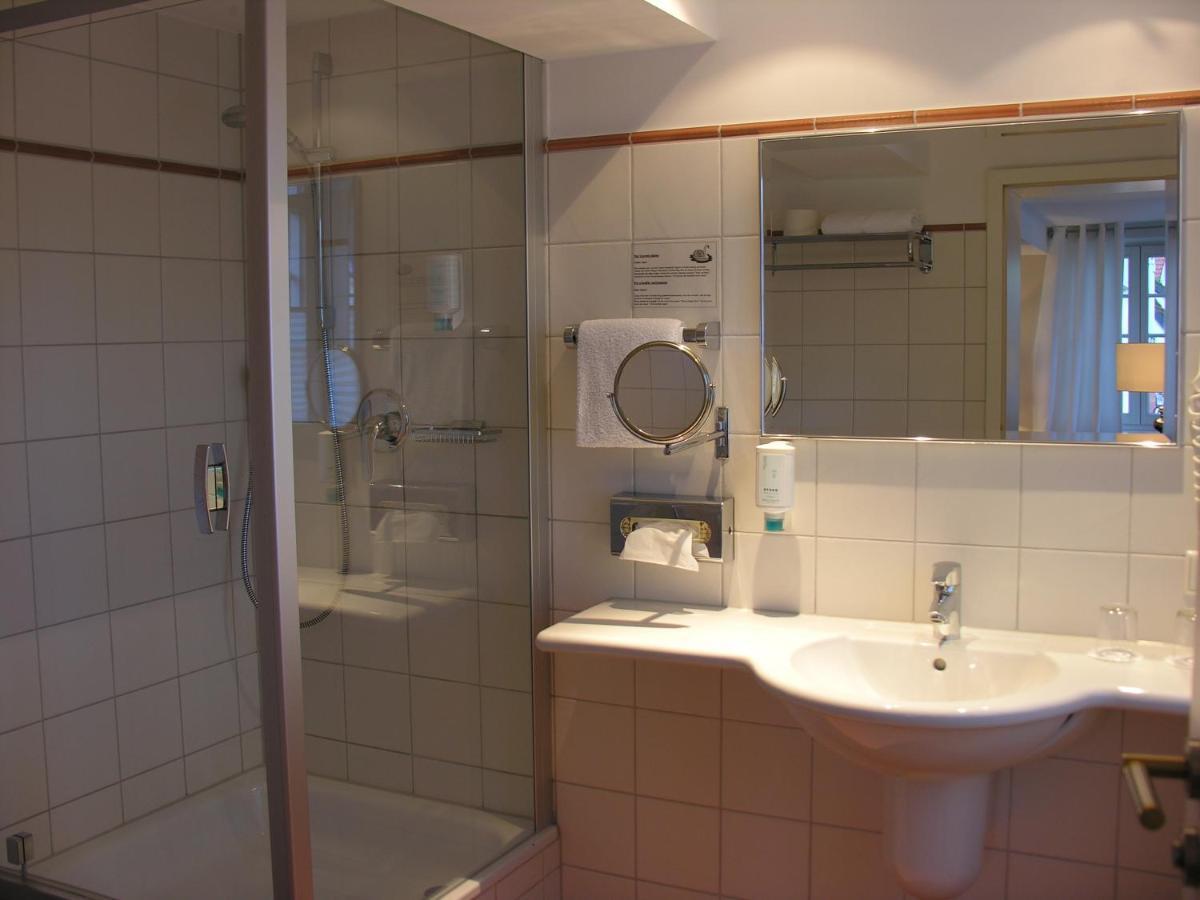 Hotel Am Doktorplatz Rheda-Wiedenbrueck Room photo